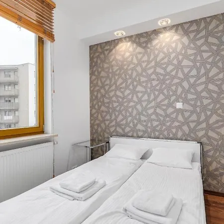 Obrzezna 1a By Nyx Apartman