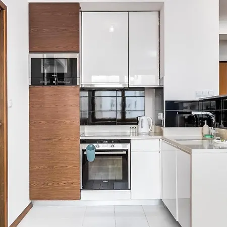 Obrzezna 1a By Nyx Apartman *